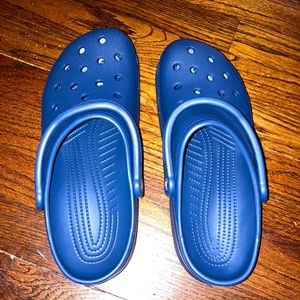 BRAND NEW NEVER WORN navy blue crocs
